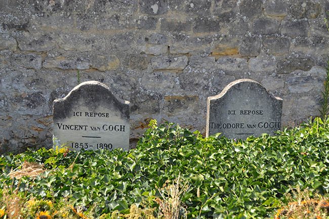 Auvers sur Oise cemetery