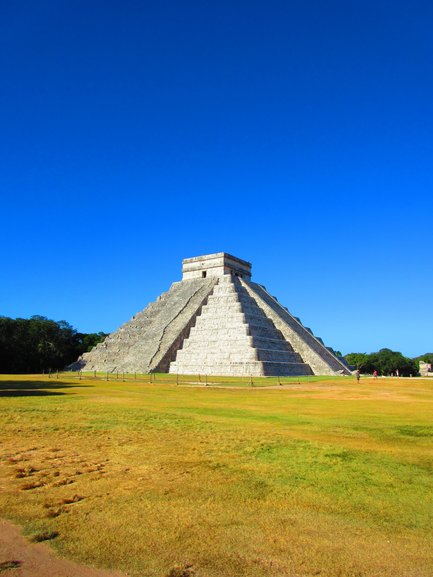 Pyramid of Chichen Itza